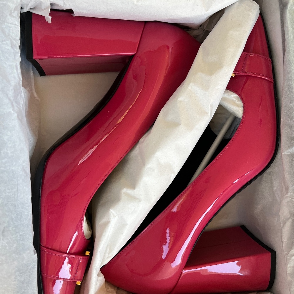 Pink Pumps